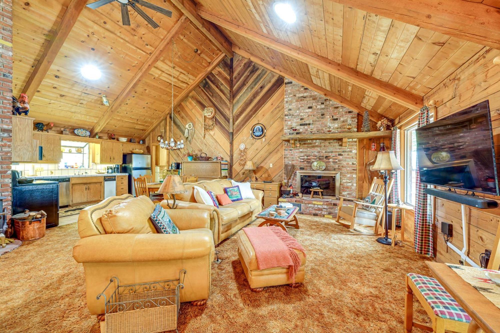Cozy Family-Friendly Badger Retreat With Fireplace! Esterno foto