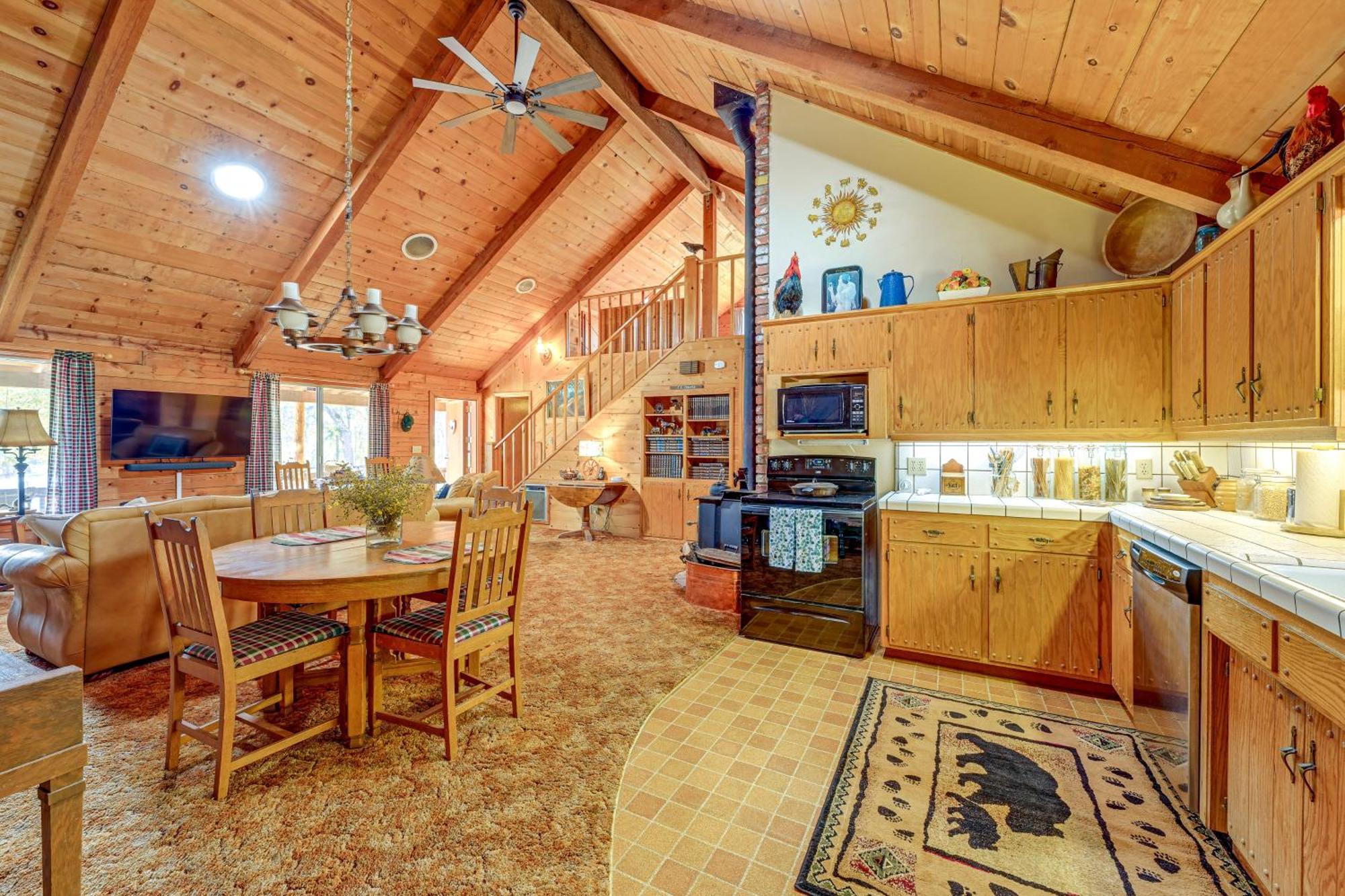 Cozy Family-Friendly Badger Retreat With Fireplace! Esterno foto